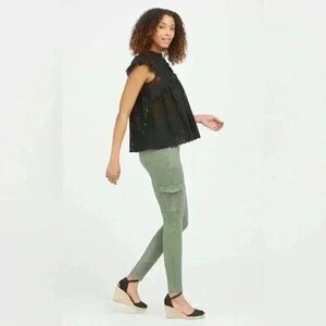 SPANX Stretch Twill Ankle Cargo Pant